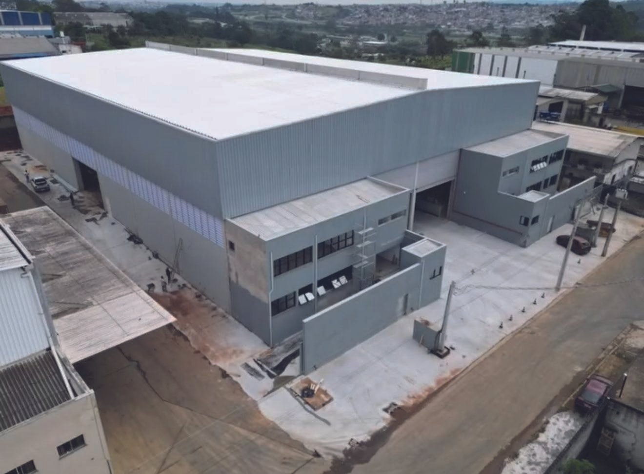 Galpão industrial construído pela DM2