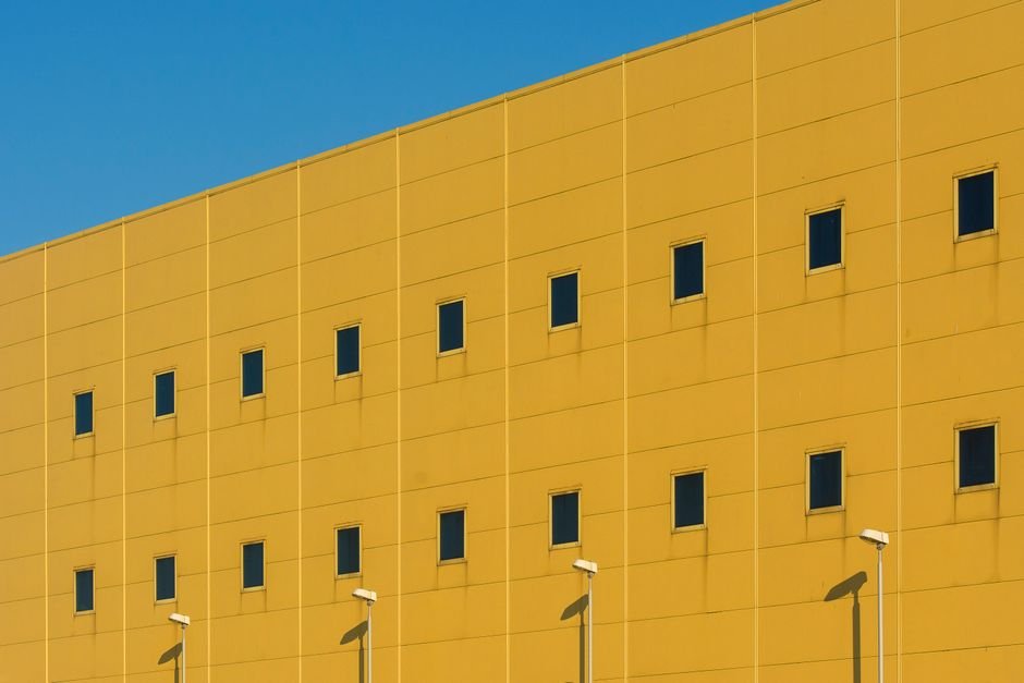 O Cenário da Construção Industrial em 2026: Como Garantir Previsibilidade e Evitar Custos Ocultos