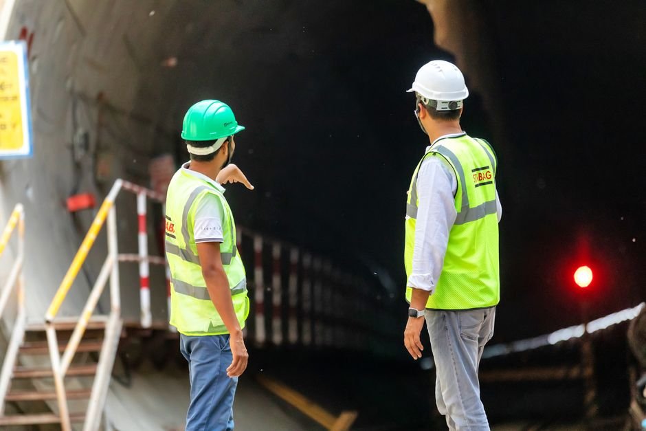 Os principais riscos operacionais em obras comerciais e industriais